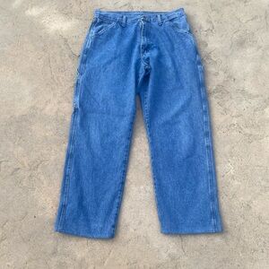 Wrangler Relaxed Fit Blue Jeans